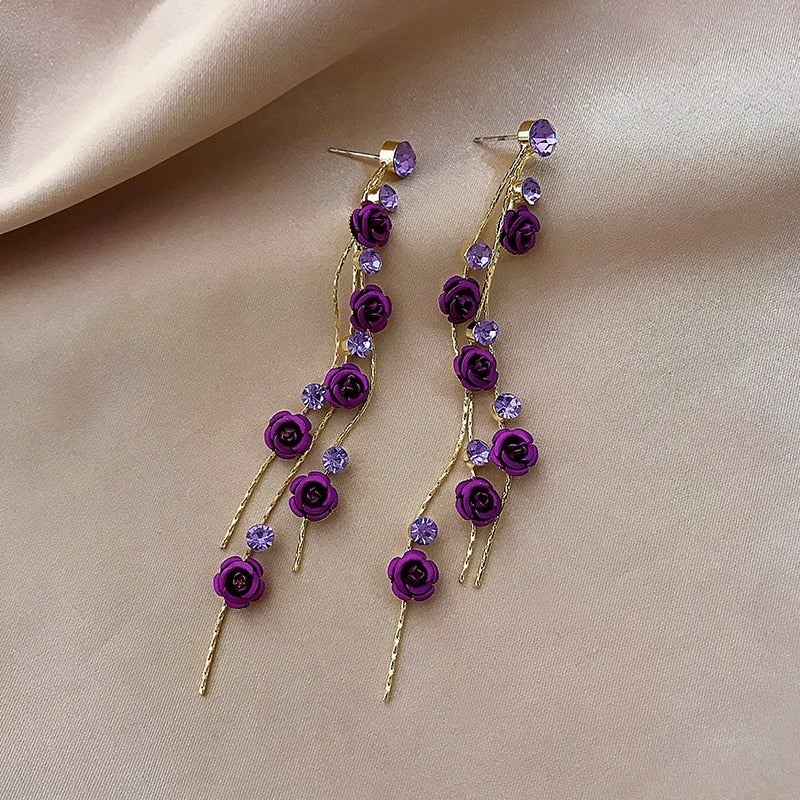 Charming Earring for Any Occasion