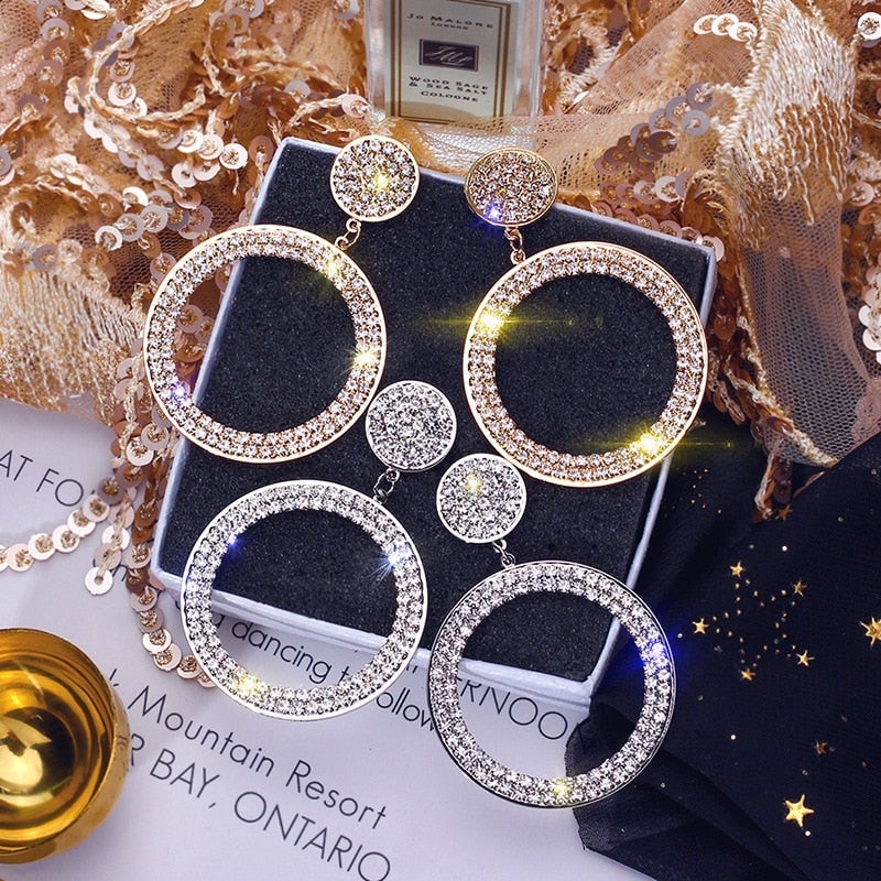 Beautiful Gold Earring with Unique Style