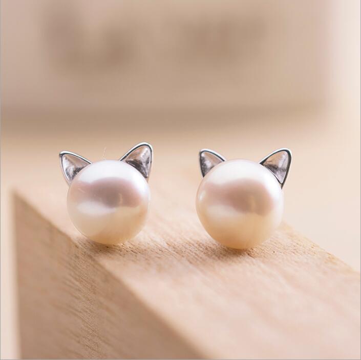 Classic Silver Earring with Timeless Appeal