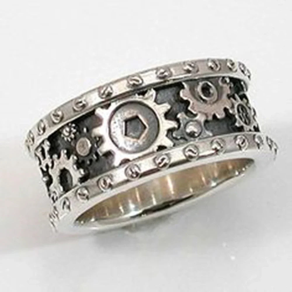 Charming Silver Ring for Any Occasion