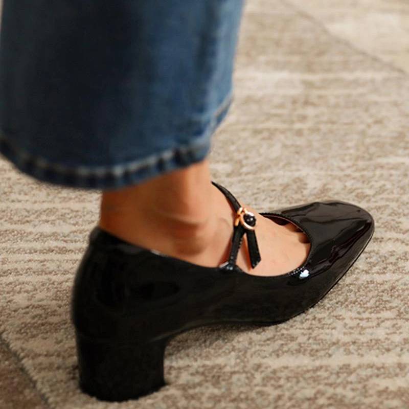 KS | Shoes with shiny block heel
