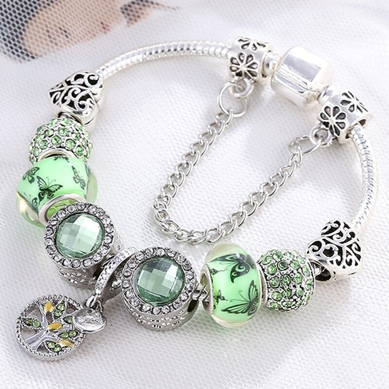 Charming Silver Bracelet for Any Occasion