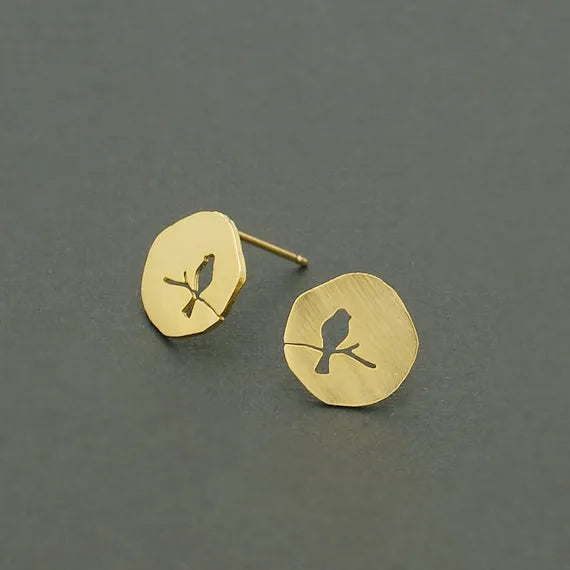 Classic Earring with Timeless Appeal
