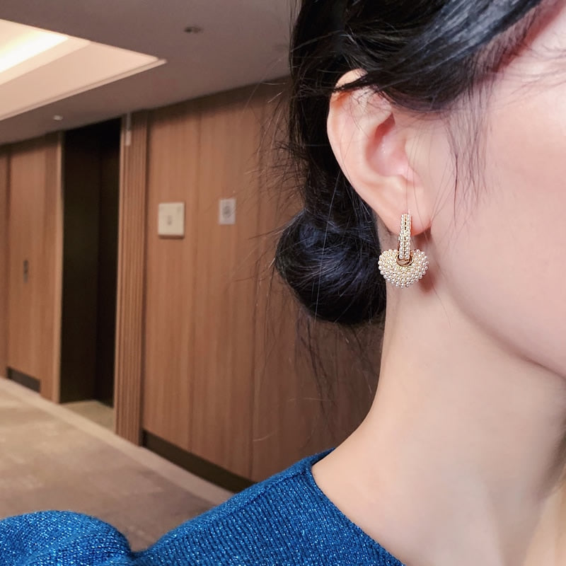 Beautiful Gold Earring with Unique Style