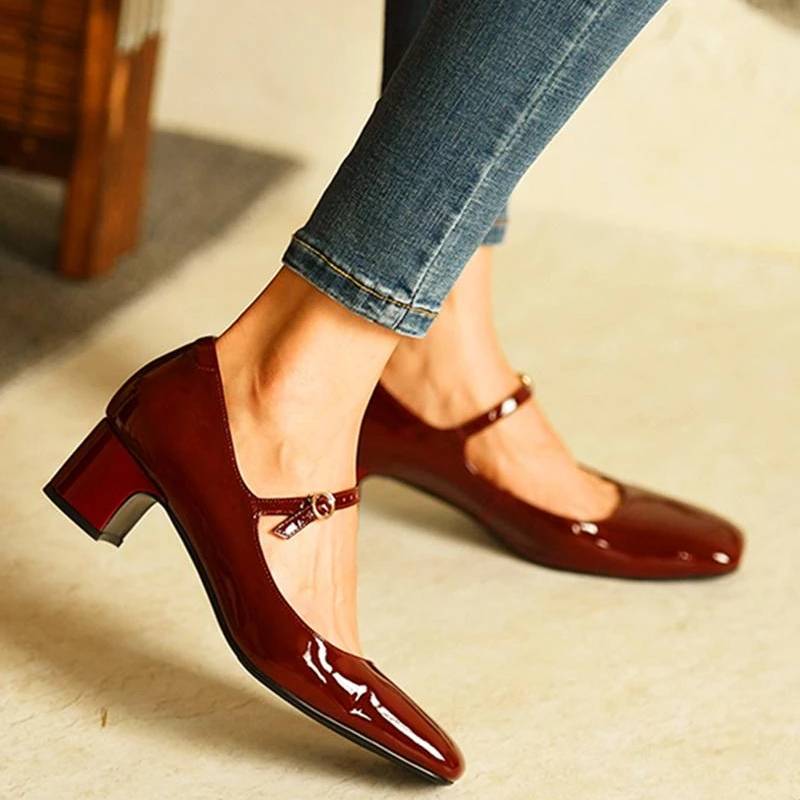 KS | Shoes with shiny block heel