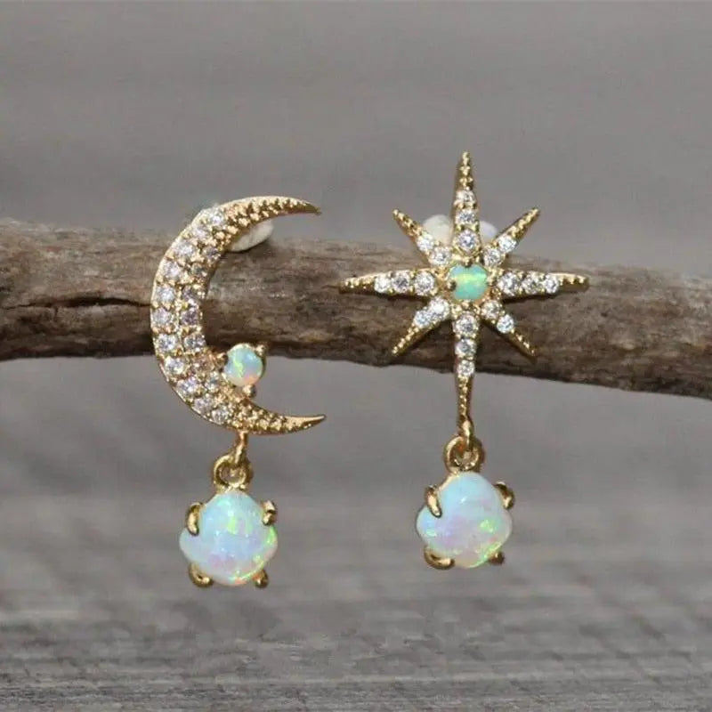 Delicate Artisan Gold Earring
