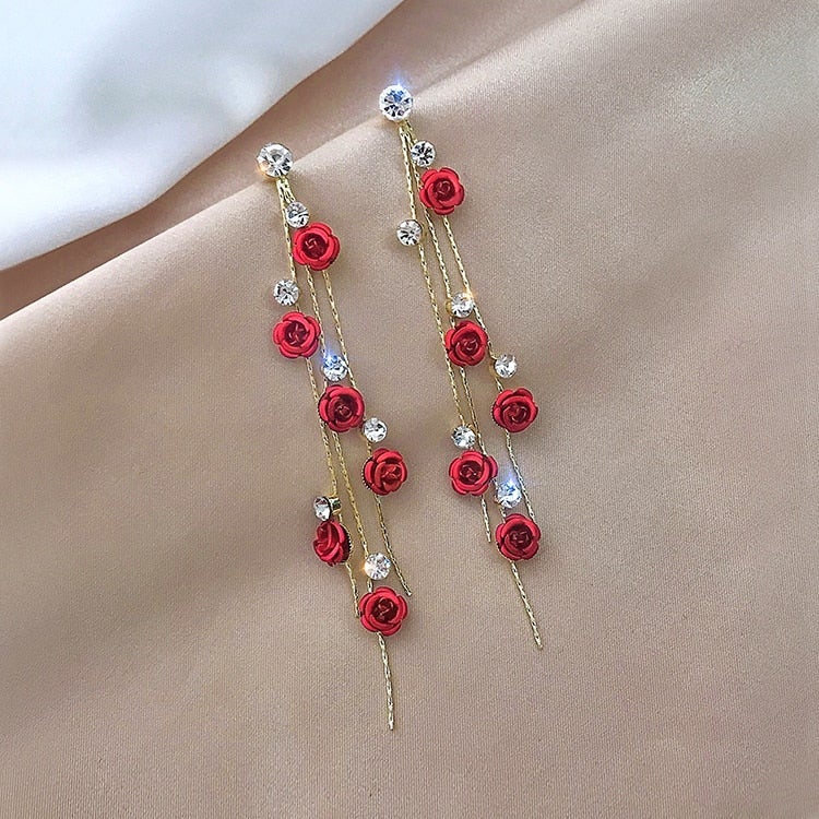 Charming Earring for Any Occasion
