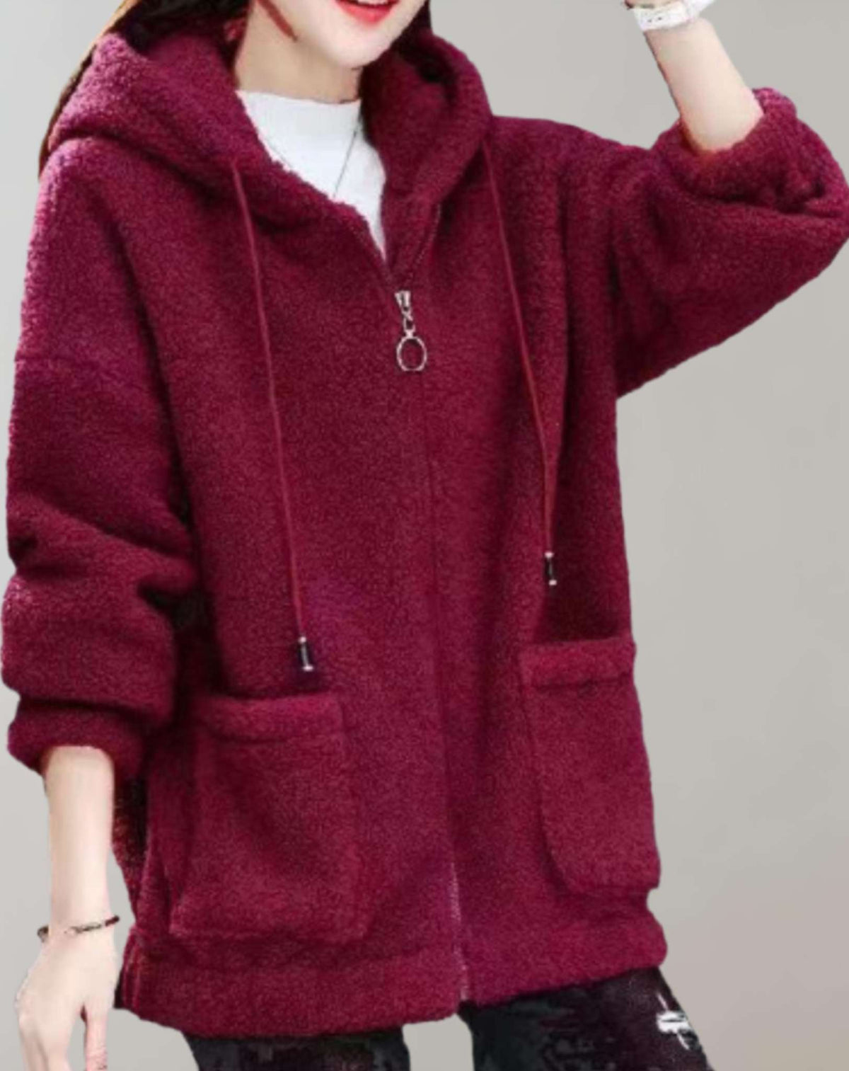 JO | Comfortable plush jacket for women