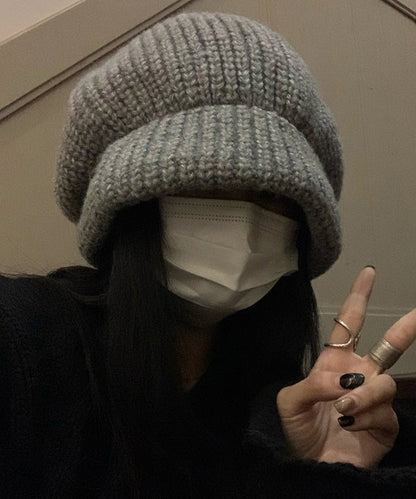 Loos Beige Knit Bucket Hat