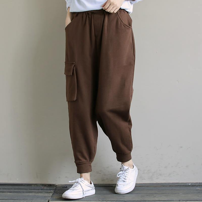 Loose Chocolate Literature and Art Versatile Capris