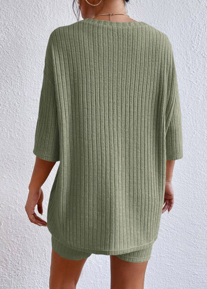 Loose Green O-neck T Shirts and Shorts Two Piece Set Summer