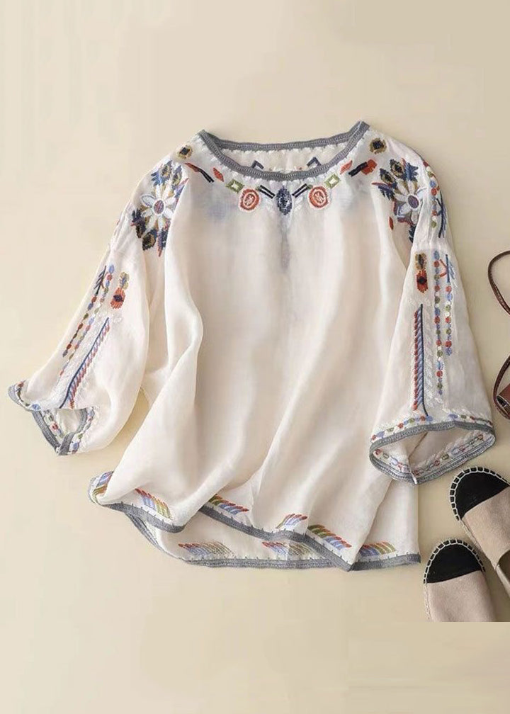 Loose White O-neck Embroidered Linen T Shirt Half Sleeve