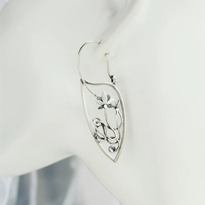 Delicate Artisan Silver Earring