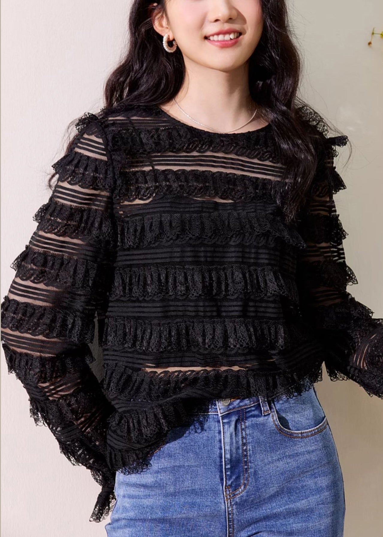 New Black O Neck Lace Top Long Sleeve