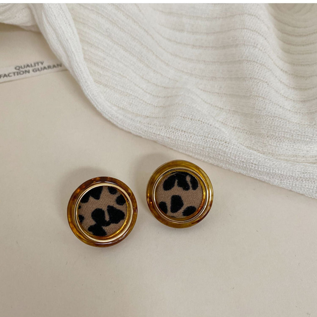 Romantic Earring for Special Moments