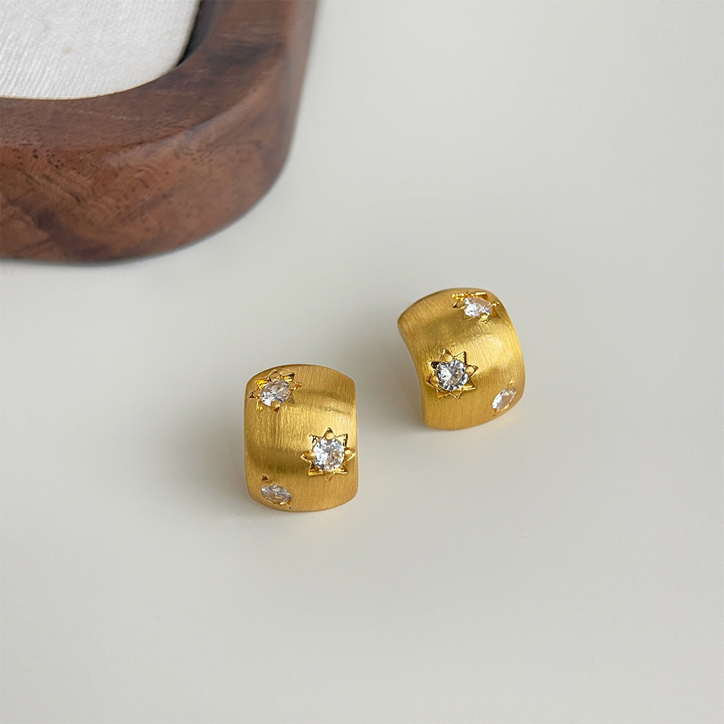 Beautiful Earring with Unique Style