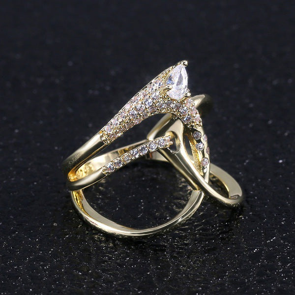 Romantic Gold Ring for Special Moments