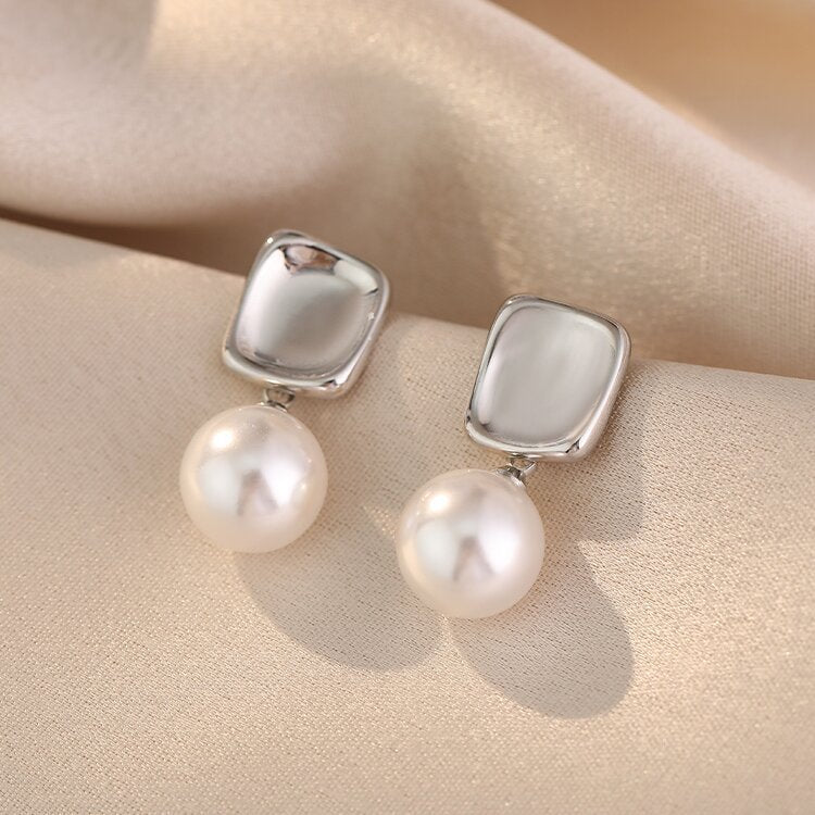 Elegant Pearl Earring for Every Occasion