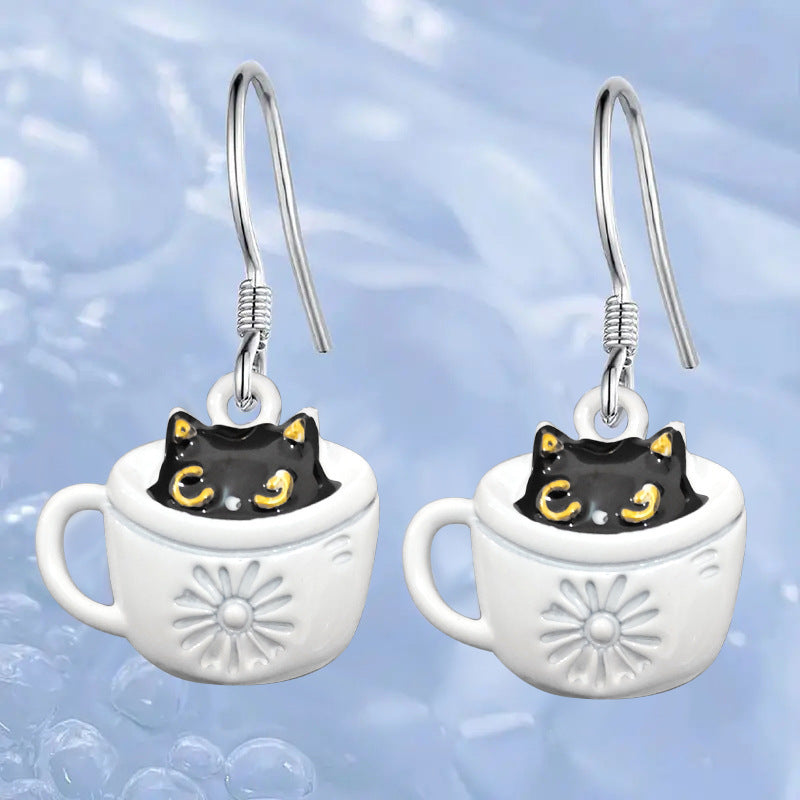 Charming Earring for Any Occasion