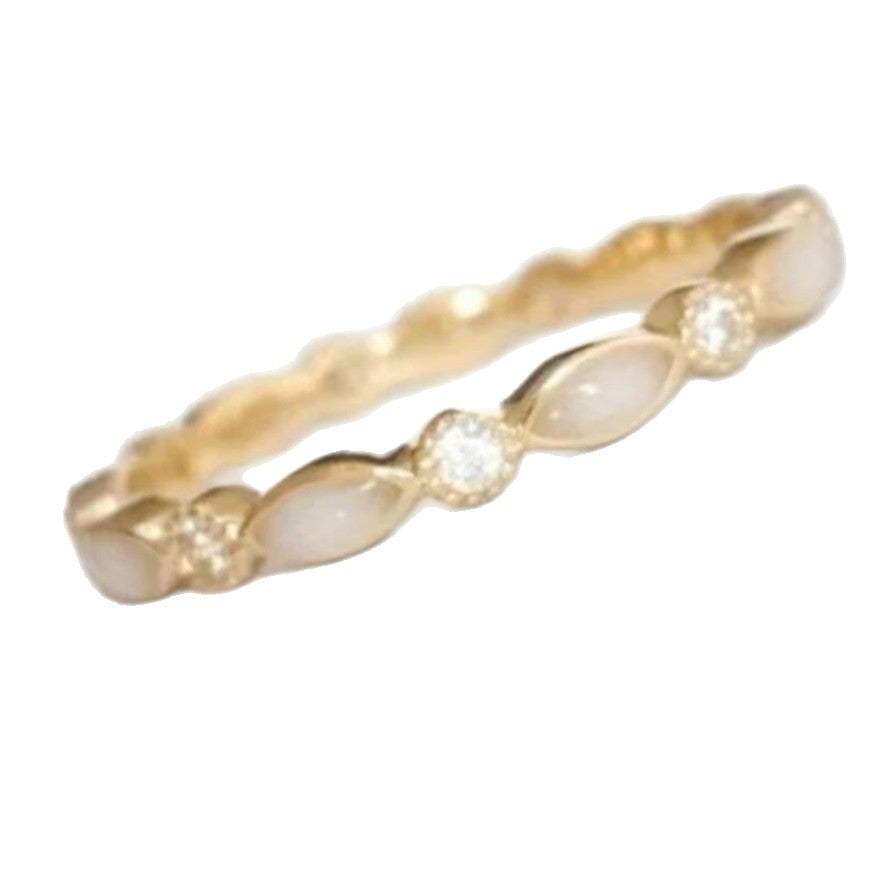Elegant Gold Ring for Every Occasion