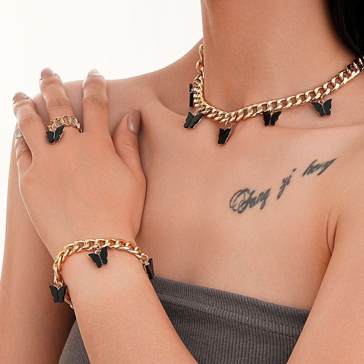 Elegant Gold Necklace for Every Occasion