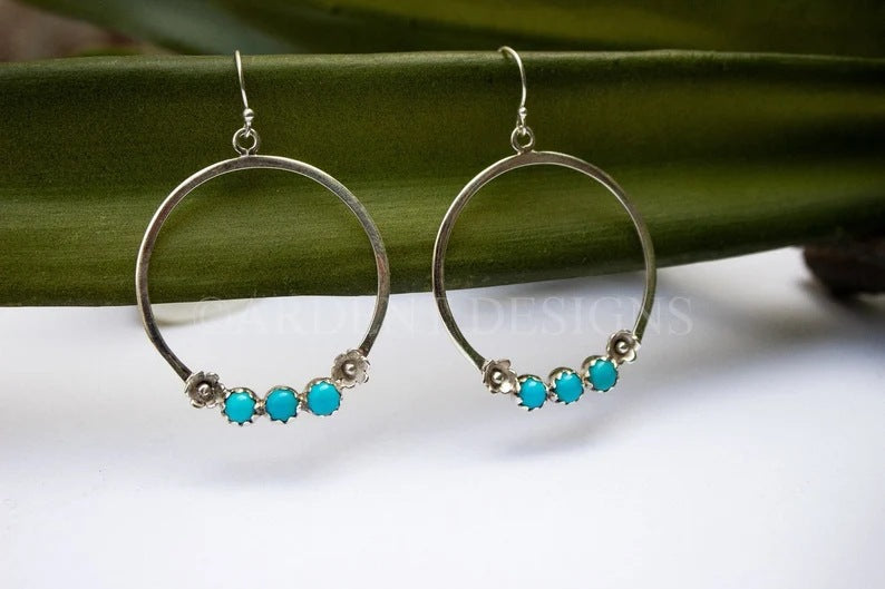 Classic Silver Earring with Timeless Appeal