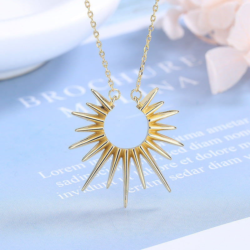 Stunning Gold Necklace for Daily Wear