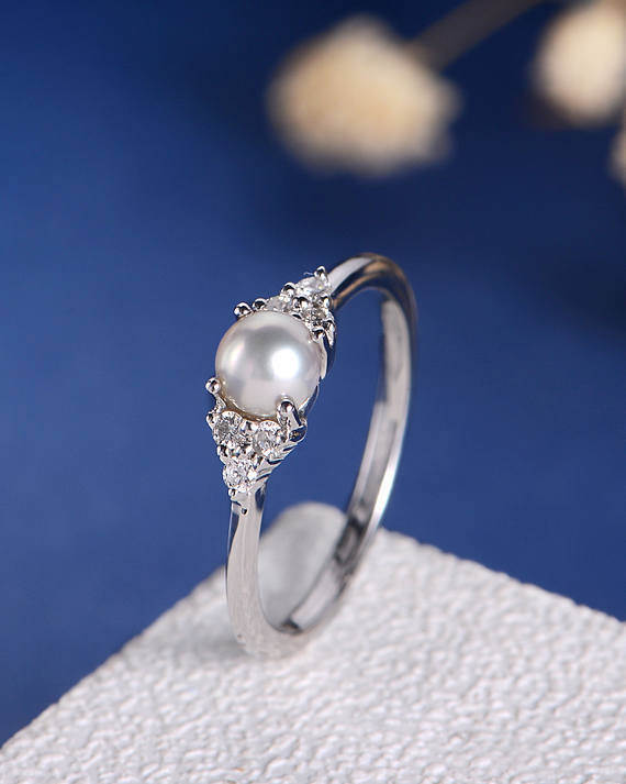 Elegant Gold Ring for Every Occasion