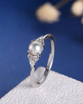 Classic Gold Ring with Timeless Appeal
