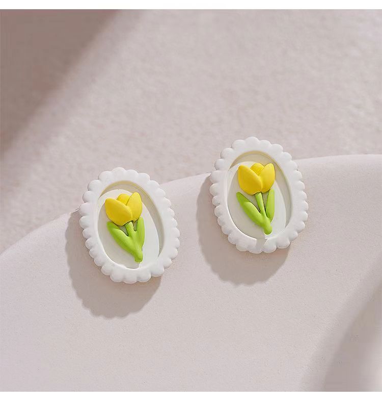 Beautiful Earring with Unique Style