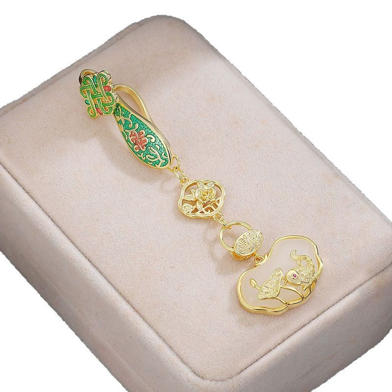Charming Pendant for Any Occasion