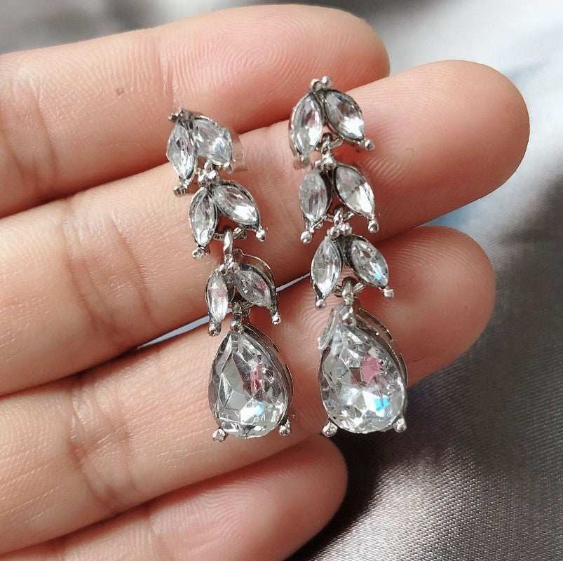 Charming Earring for Any Occasion