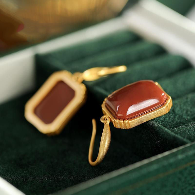 Romantic Gold Earring for Special Moments