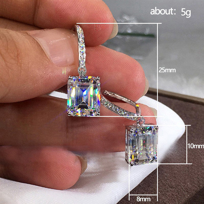 Elegant Earring for Every Occasion