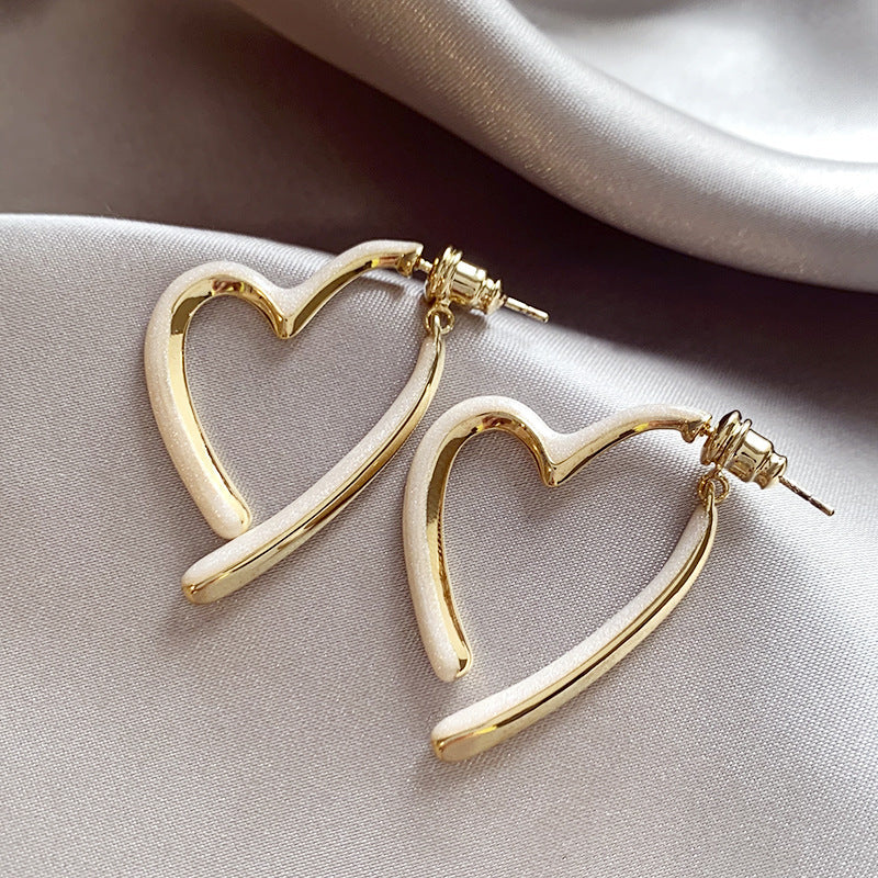 Delicate Artisan Pearl Earring
