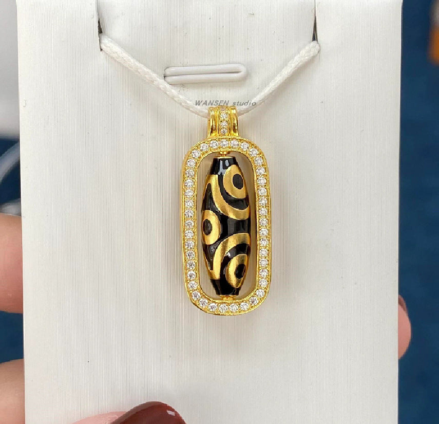 Charming Piece for Any Occasion