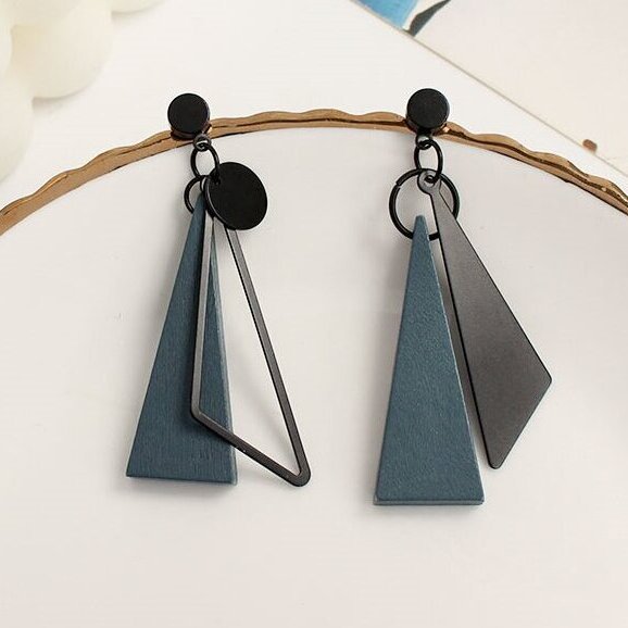 Romantic Earring for Special Moments