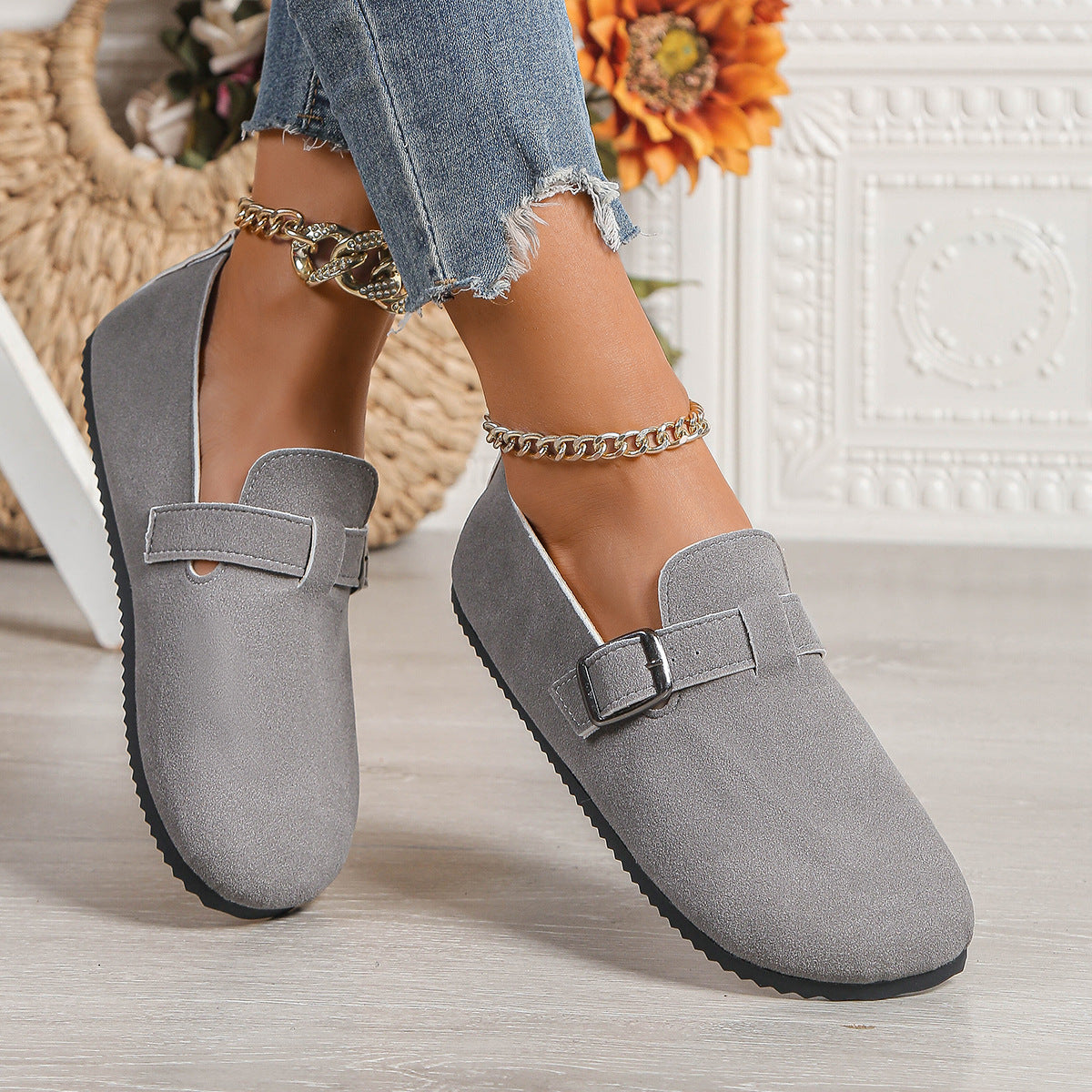 Chic Orthopedic Sneakers with Unique Design