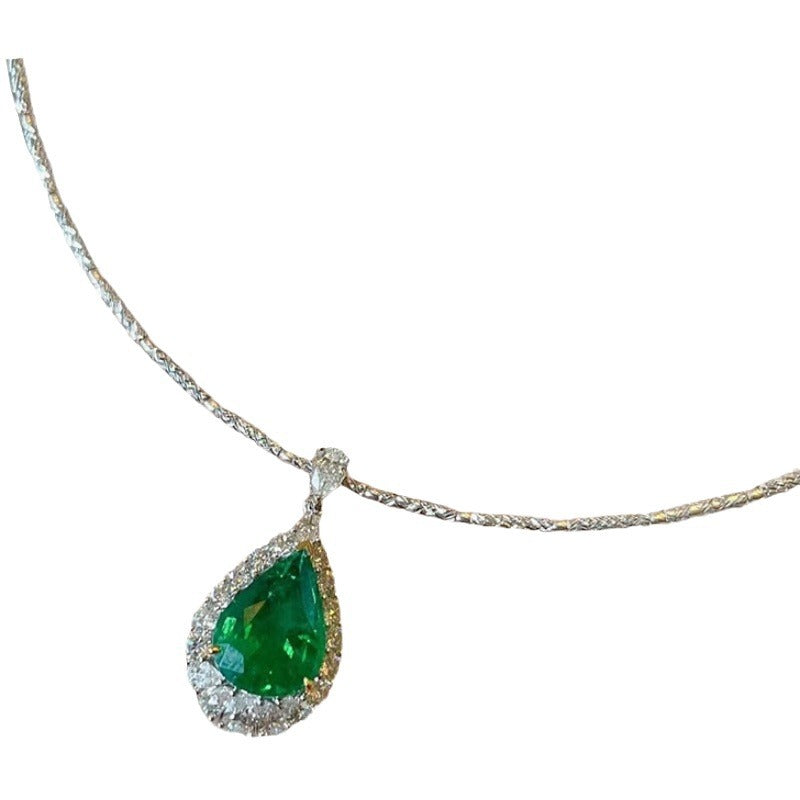 Charming Silver Necklace for Any Occasion
