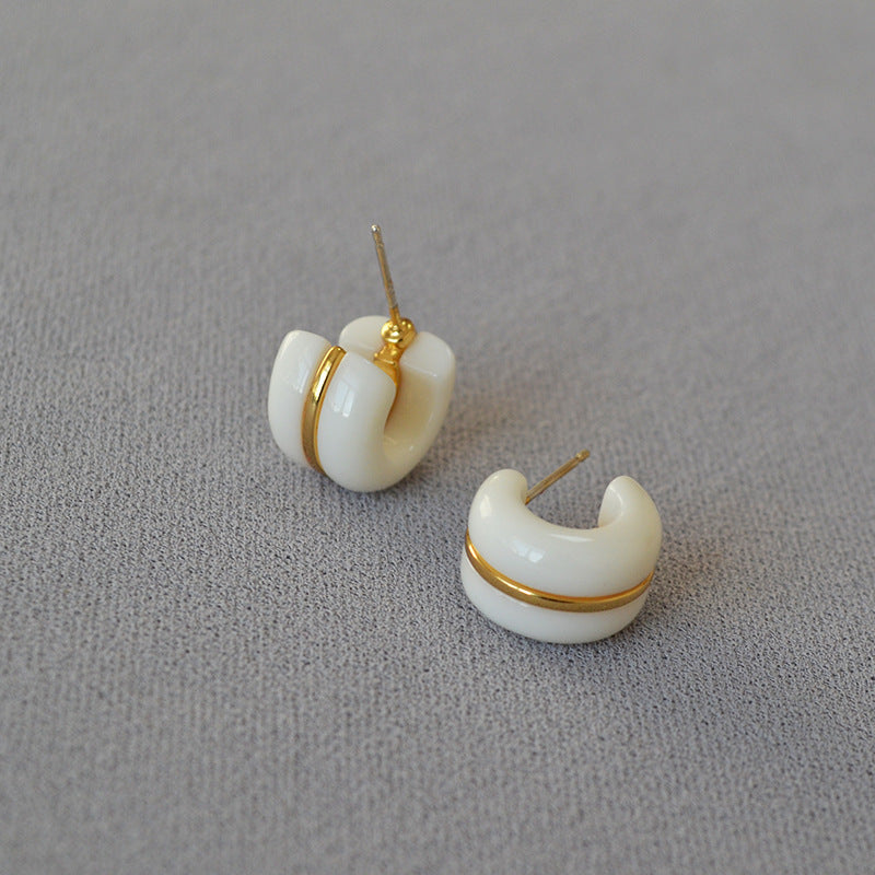 Delicate Artisan Gold Earring