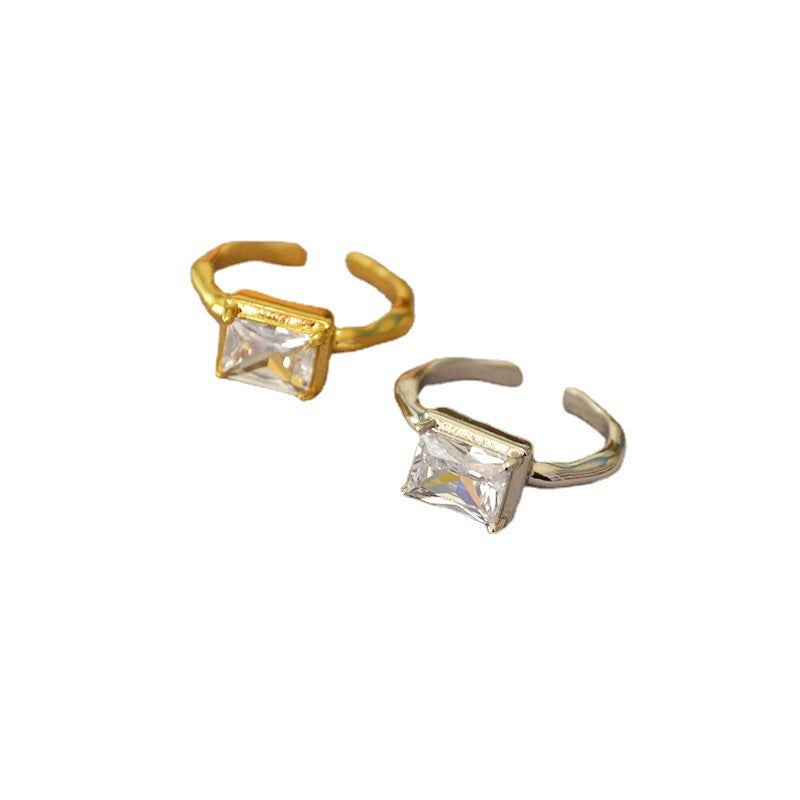 Stunning Gold Ring for Daily Wear