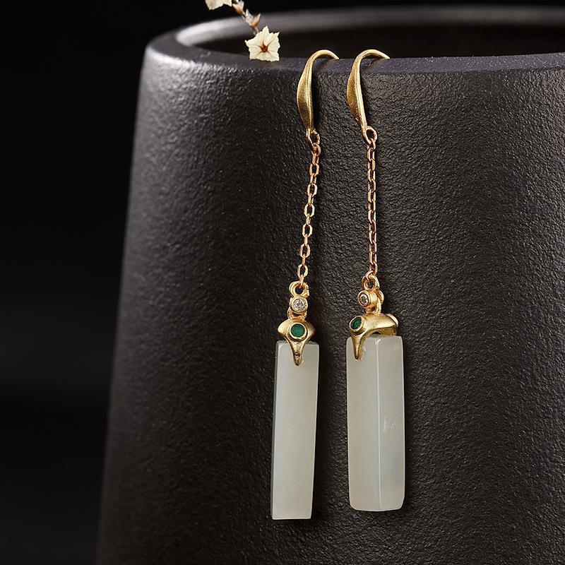 Beautiful Silver Earring with Unique Style