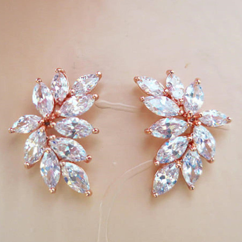 Romantic Earring for Special Moments