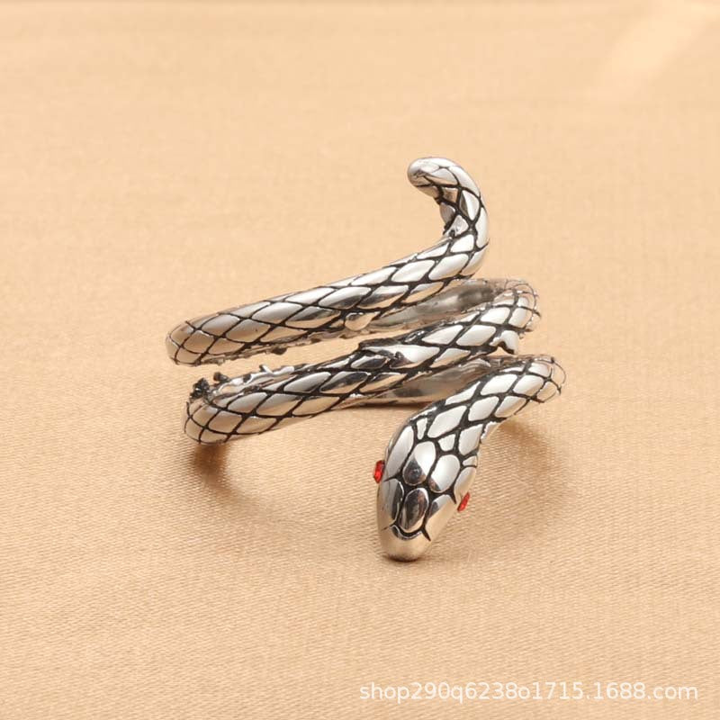 Classic Ring with Timeless Appeal