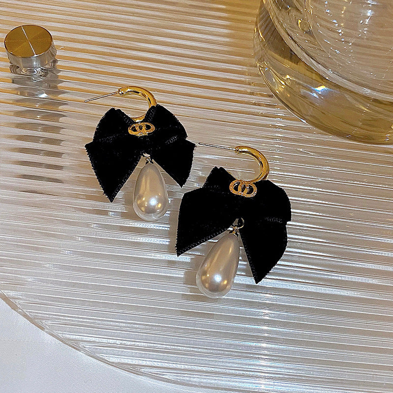 Elegant Pearl Earring for Every Occasion