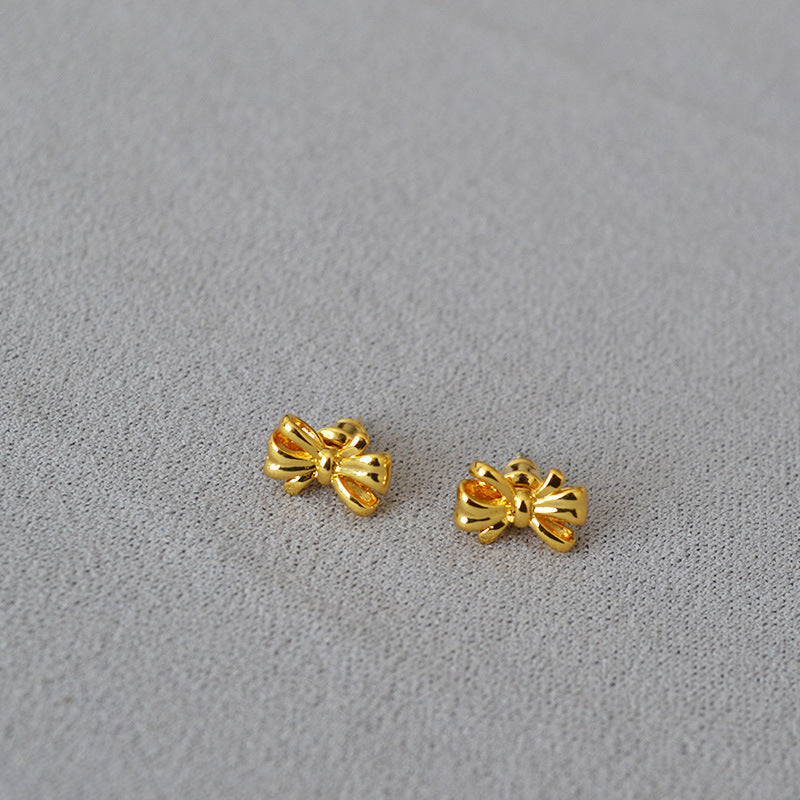 Delicate Artisan Gold Earring