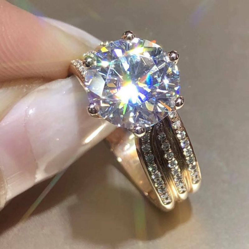 Stunning Gold Ring for Daily Wear