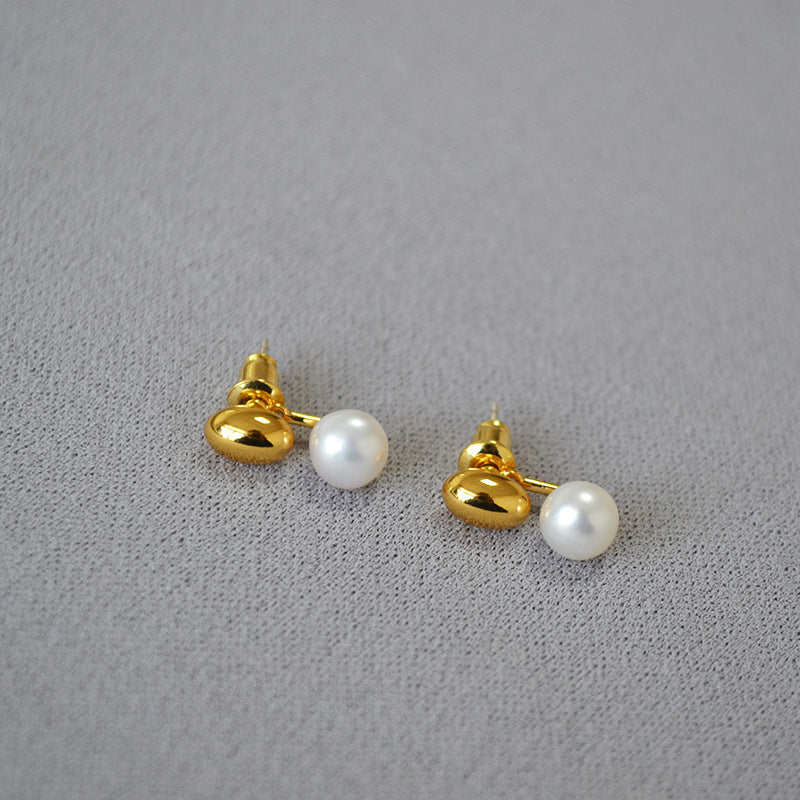 Delicate Artisan Gold Earring
