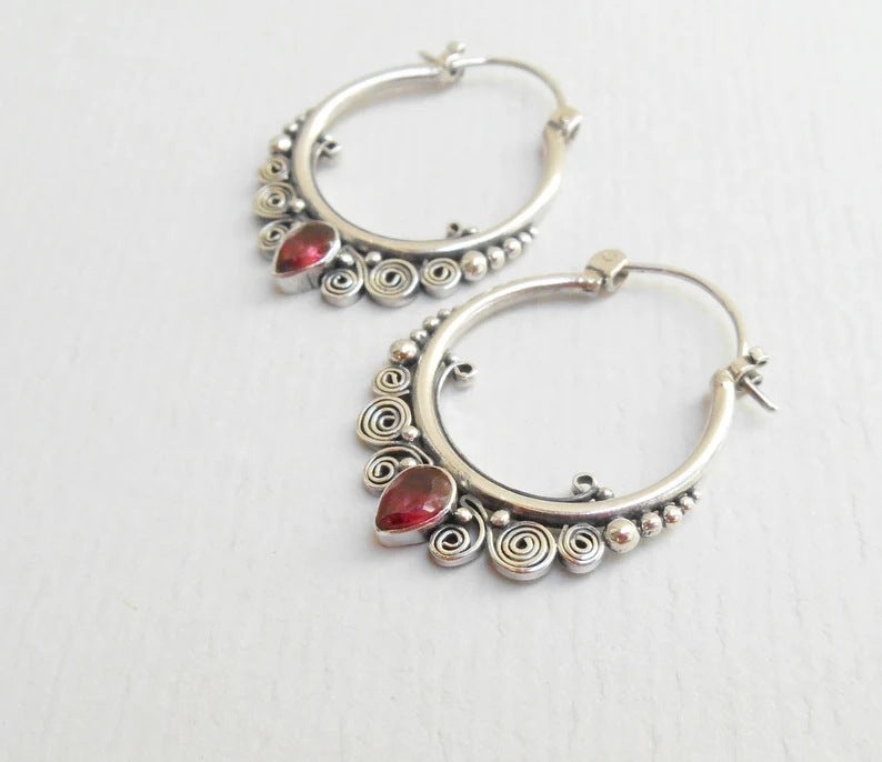 Charming Earring for Any Occasion