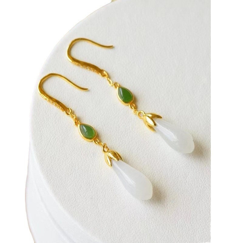 Beautiful Silver Earring with Unique Style